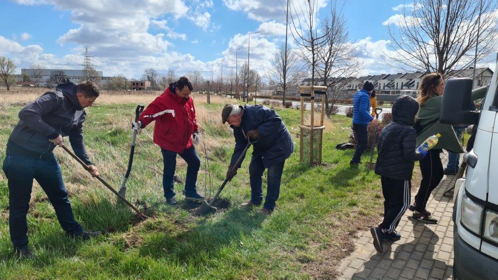 2022 04 09 Głogów sadzenie drzew 8